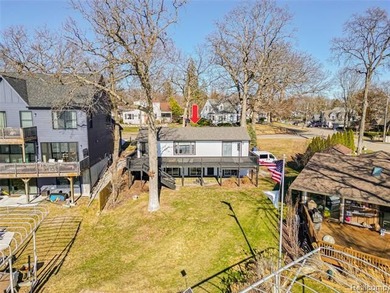 WATERFRONT HOME YOU DO NOT WANT TO MISS!! Discover the ultimate - photo 3