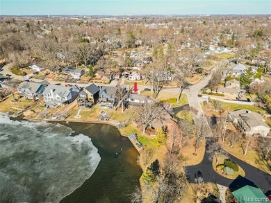 WATERFRONT HOME YOU DO NOT WANT TO MISS!! Discover the ultimate - photo 5