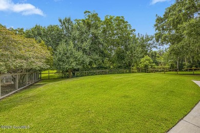 Set in a timeless mid-island location, this charming - photo 36