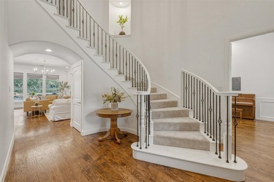 Welcome to this extraordinary gated estate in The Orchards - photo 7