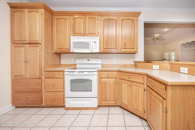 Welcome home to this spacious 3-bedroom, 2-bath brick home - photo 23