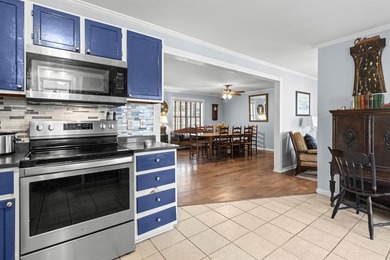 Lakefront living on Lake Oconee with a private pool, wharf dock - photo 33