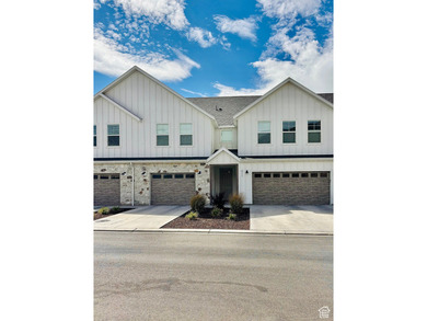 Utah Lake Townhome/Townhouse For Sale in Lindon Utah