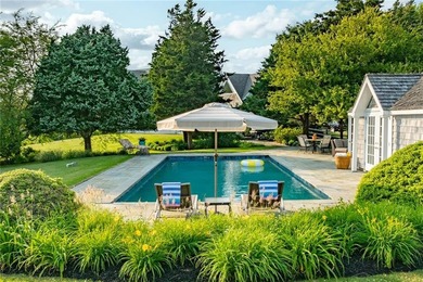 Set on 14.5 acres with 435 feet of private coastline, Southwinds - photo 4
