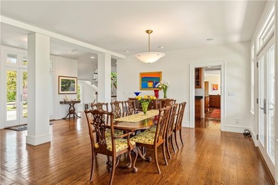 Set on 14.5 acres with 435 feet of private coastline, Southwinds - photo 8