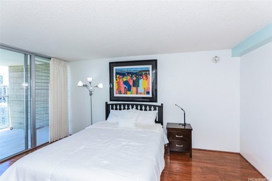 Legal Lodging Unit in Waikiki! Well-maintained studio on the - photo 23