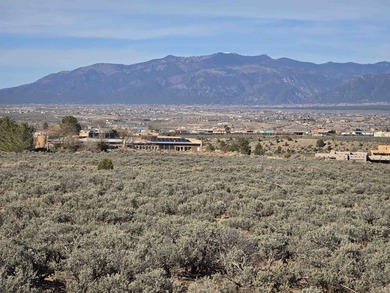 Welcome to Vista Linda Subdivision where wide open spaces abound - photo 1