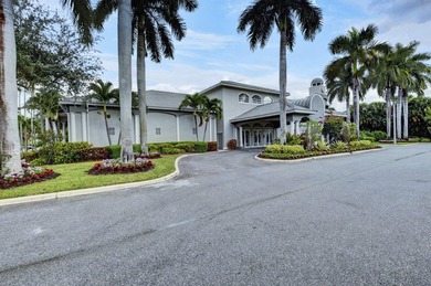 Enjoy peaceful lake views from this well-maintained villa in the - photo 46