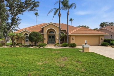 North Glen Lake Home For Sale in Weeki Wachee Florida