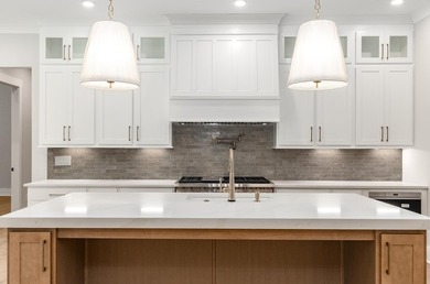 This stunning home includes a private, assigned boat slip on the - photo 14