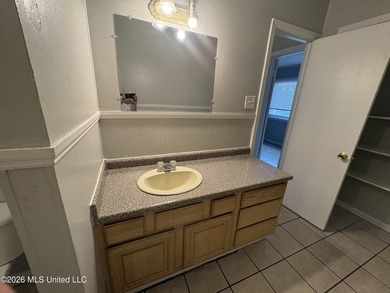 Looking to expand your investment portfolio? This 15-unit - photo 14