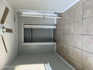 Looking to expand your investment portfolio? This 15-unit - photo 15