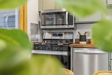 Bright and airy, this freshly upgraded home fills with beautiful - photo 16