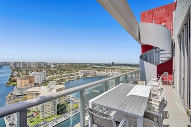 Premier corner penthouse offering the best two-bedroom layout - photo 26
