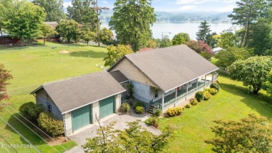 Lake Home For Sale in Bean Station, Tennessee