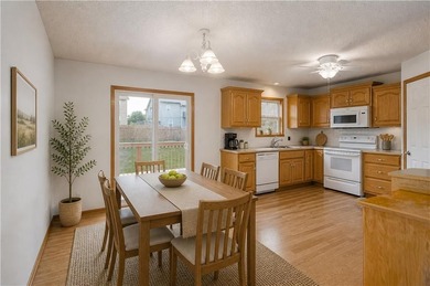 Check out this beautiful 3-bedroom, 2.5-bath home offering - photo 7