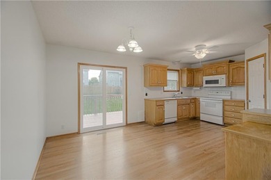 Check out this beautiful 3-bedroom, 2.5-bath home offering - photo 8