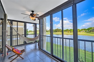 Lake Condo For Sale in Weston, Florida