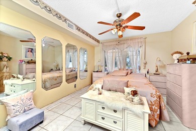 Charming 1-bedroom, 1-bath ground floor condo located in the - photo 16
