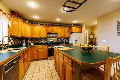 Experience the pinnacle of motorized lakeside living on - photo 17