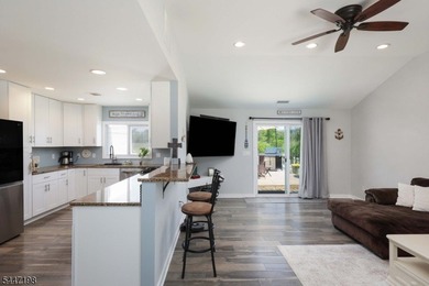 Immaculate turn key waterfront ranch in the desirable Skippers - photo 20