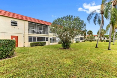 Charming 1-bedroom, 1-bath ground floor condo located in the - photo 25