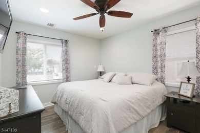 Immaculate turn key waterfront ranch in the desirable Skippers - photo 28