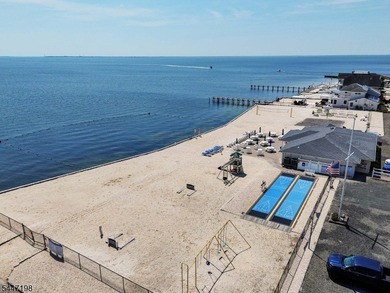 Immaculate turn key waterfront ranch in the desirable Skippers - photo 31