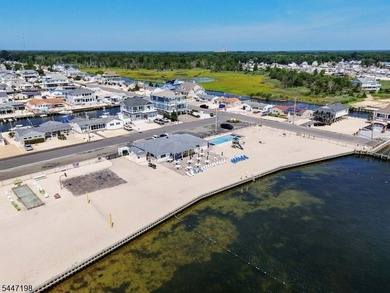 Immaculate turn key waterfront ranch in the desirable Skippers - photo 32