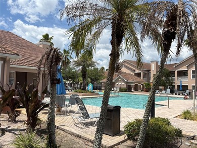 Welcome to the gated Villas Condominiums at Cross Creek in the - photo 3