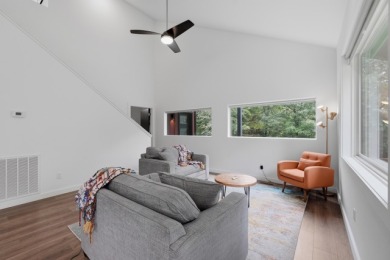 Dream Get Away/Nightly Rental  Modern and ready for you. - photo 15