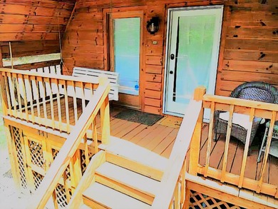 Escape to your own private retreat with this breathtaking log - photo 5