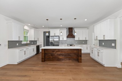 New Construction on Johns Island! This thoughtfully designed - photo 9