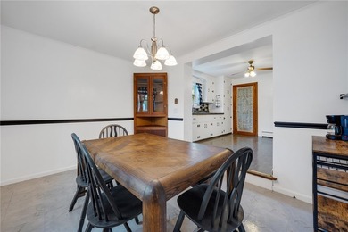 Welcome home to this spacious and well cared for property - photo 21