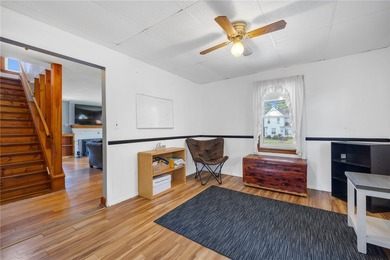 Welcome home to this spacious and well cared for property - photo 22