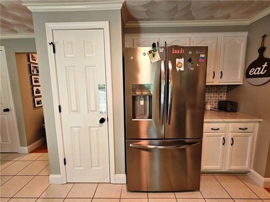 Located in the desirable Apponaug Cove neighborhood with water - photo 6
