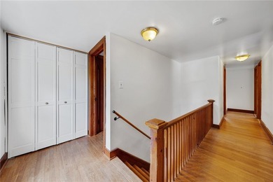 Welcome home to this spacious and well cared for property - photo 27