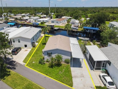 CHARMING WATERFRONT FURNISHED 3 Bedroom, 2 Bathroom, Carport - photo 3