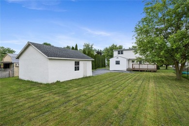 Welcome home to this spacious and well cared for property - photo 42