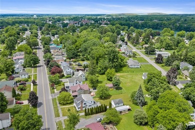 Welcome home to this spacious and well cared for property - photo 46