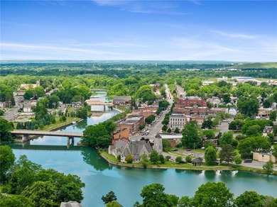 Welcome home to this spacious and well cared for property - photo 48