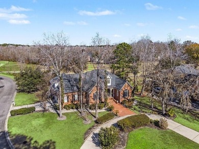 This luxury golf course home makes a stunning first impression - photo 4