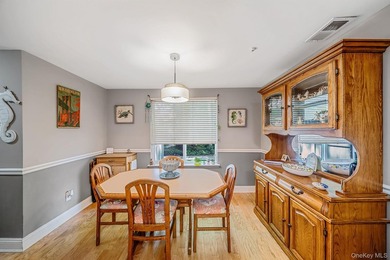 Move-In Ready End Unit Condo! Welcome to this beautifully - photo 16