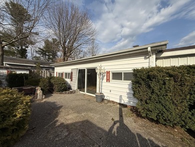 2 bed 2 bath cottage close to Newaygo State Park and the - photo 2