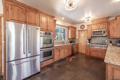 Welcome to Castle Glen Estates, one of Big Bear Lake's most - photo 25