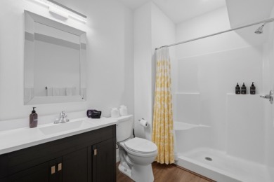Dream Get Away/Nightly Rental  Modern and ready for you. - photo 26