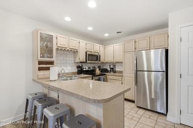 Welcome to your dream Pocono Mountain retreat! This turn-key - photo 12