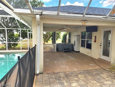 Spacious 4-Bedroom Pool Home in Desirable Gator Circle! Welcome - photo 4