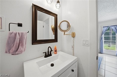 Short Sale. **INCREDIBLE VALUE and an opportunity you don't want - photo 14