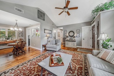 Beautifully maintained ranch built in 1992, offering comfort - photo 5